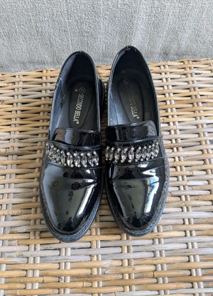 Chaussure vernies noires achetée en Italie, brand: Secondo Bella, condition: Very good, size: 38, €6.00, €7.00 includes Buyer Protection