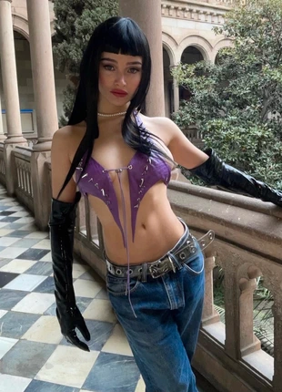 Peluca negra, brand: y2k, condizioni: Ottime, €13.00, €14.35 include la Protezione acquisti