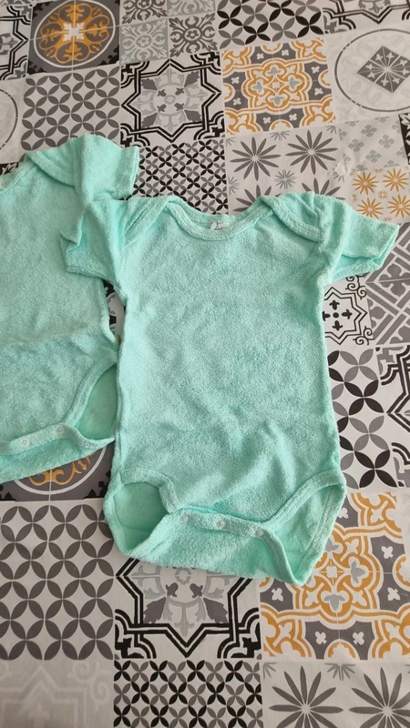 6 body manche courte style éponge taille 2 ans - Tex - photo numéro 8