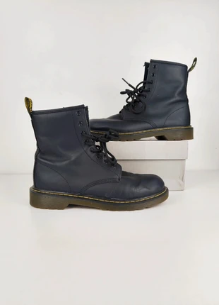 Dr Martens 1460 en Cuir - Taille 38 - Confort et Robustesse iconique - Prix en boutique : 190€, marque: Dr. Martens, état: Très bon état, taille: 38, 70,00 €, 74,20 € Protection acheteurs (Pro) incluse