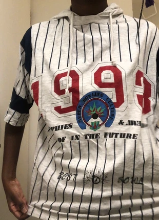 T-shirt vintage , marca: Vintage, estado: Novo sem etiquetas, tamanho: M, €5.00, €5.95 inclui Proteção do Comprador