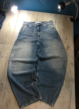 Jean baggy Bershka vintage oversize Y2K 74, marke: Bershka, zustand: Sehr gut, größe: W26 | DE 42, 26,00 €, 28,00 € inklusive Vinted-Käuferschutz