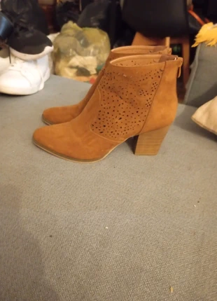 Bottines femmes, marque: GRANDS BOULEVARDS, état: Très bon état, taille: 39, 5,00 €, 5,95 € Protection acheteurs incluse