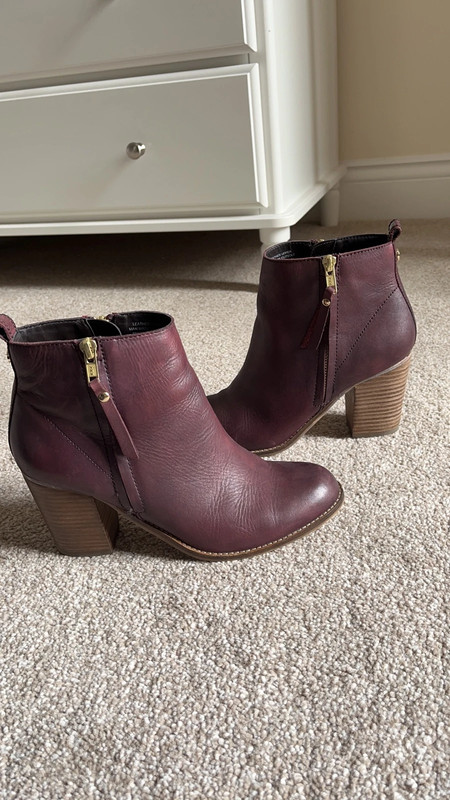 Carvela burgundy shop ankle boots