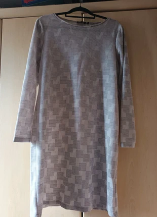 Leuke jurk, merk: Omega, staat: Heel goed, maat: XL / 42 / 14, € 10,00, € 11,20 inclusief Kopersbescherming