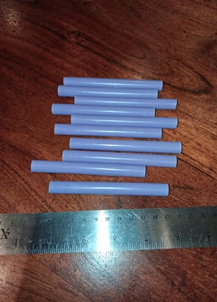 11mm x 10cm lilac hot glue sticks, brand: Source Unknown, condition: Very good, £3.00, £3.85 includes Buyer Protection