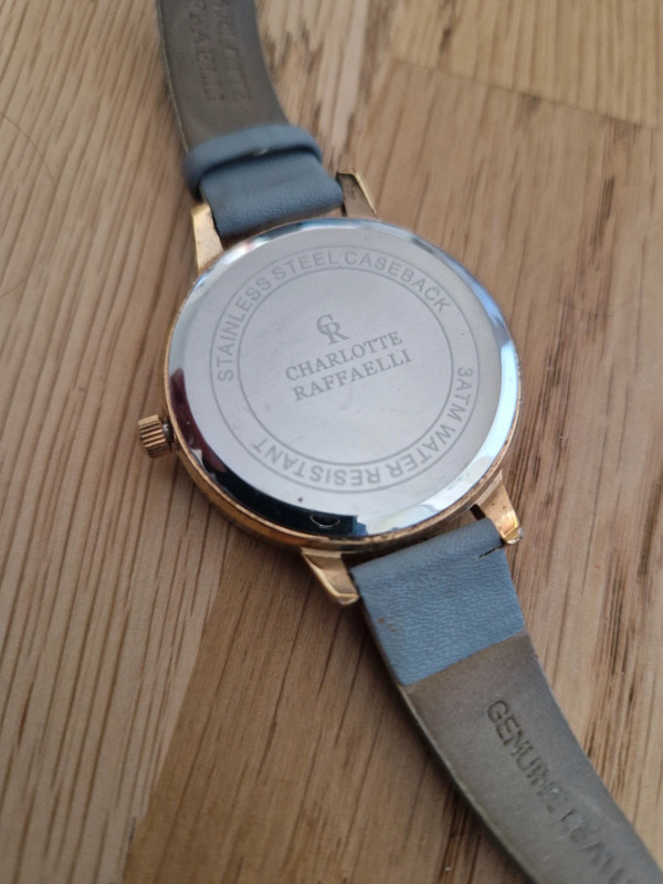 Charlotte discount raffaelli montre