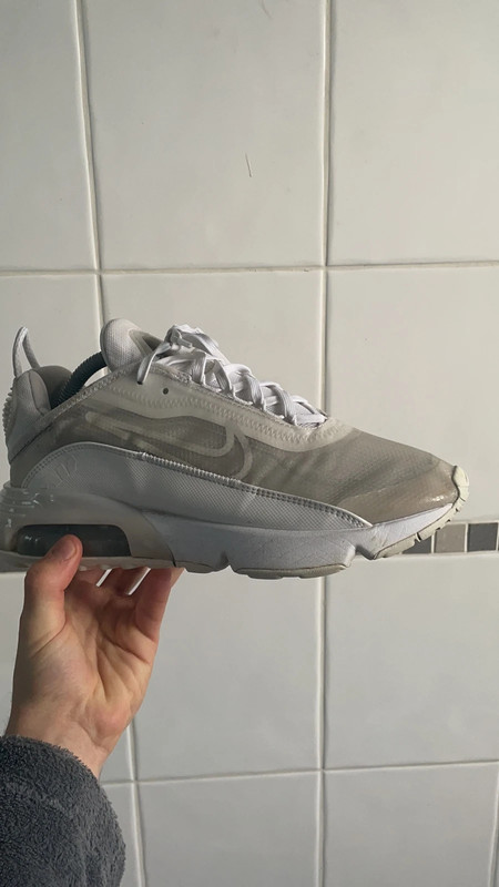 Nike 2090 triple discount white