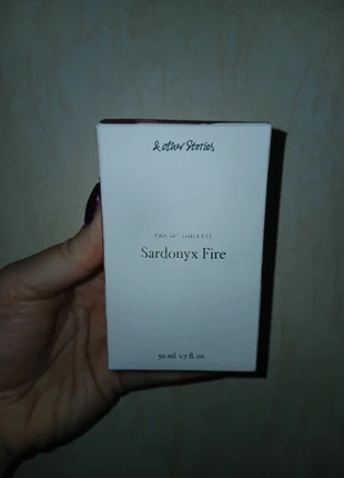 Sardonyx fire perfume, marque: & Other Stories, état: Neuf avec étiquette, 20,00 €, 21,70 € Protection acheteurs incluse