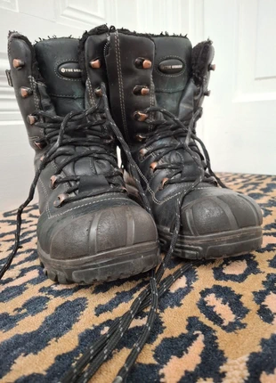 Snickers alaska, brand: Snickers, condition: Satisfactory, size: 38, €10.00, €11.20 includes Buyer Protection