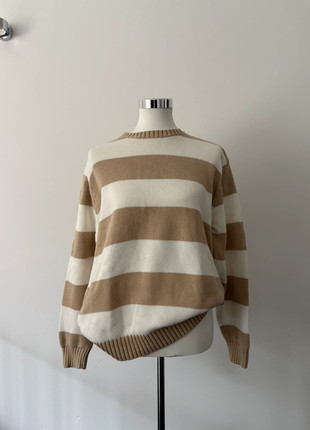 gestreifter brandy melville strickpulli, marque: Brandy Melville, état: Très bon état, taille: S / 36 / 8, 17,00 €, 18,55 € Protection acheteurs incluse