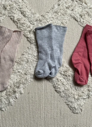 Lange sokken meisje 3 stuks, marca: Zeeman, estado: Muito bom, tamanho: 19-21, €1.00, €1.75 inclui Proteção do Comprador