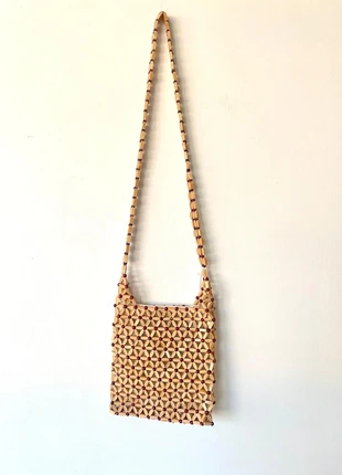 Vintage 1970s wooden bead cross body bag, marque: Vintage Dressing, état: Très bon état, 9,00 €, 10,15 € Protection acheteurs incluse