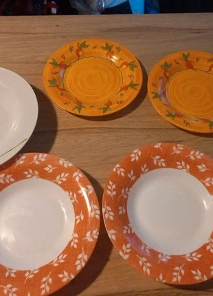 5 assiettes dont 4 arcopal, marca: Arcopal, estado: Muy bueno, 10,00 €, 11,20 € Protección al comprador incluida
