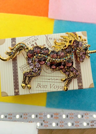 Broche avec la boîte, marke: Broche.fr, zustand: Sehr gut, 5,00 €, 5,95 € beinhaltet Vinted-Käuferschutz Pro