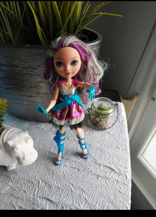 Ever After High Briar Beauty poupée neuve - Vinted