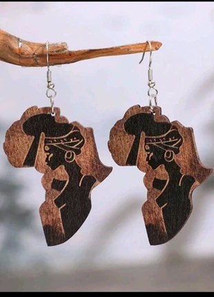 Boucles d'oreilles en bois, merk: sansnom., staat: Nieuw met prijskaartje, € 3,00, € 3,85 inclusief Kopersbescherming