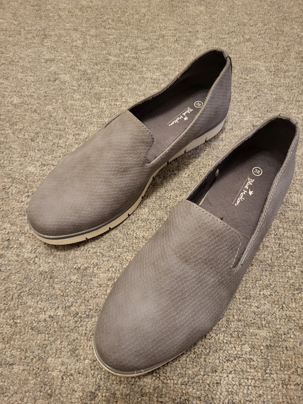 Graue Slipon Schuhe mit leichtem Keilabsatz Größe 38 con Blue Motion 4