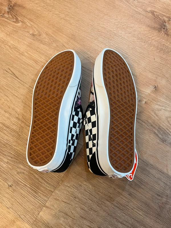 NWT - Vans Asher 5