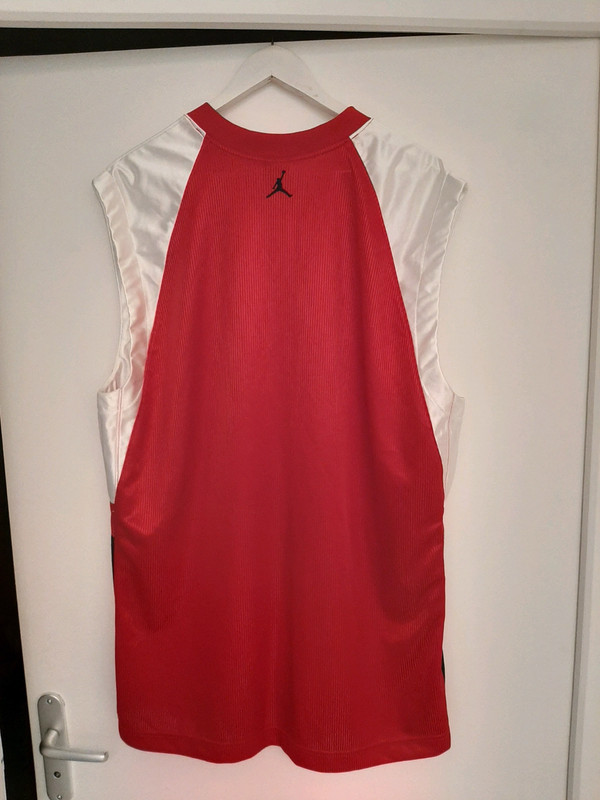 D bardeur Jordan Neuf Rouge Blanc Noir XL Vinted