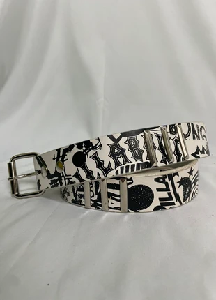 cinta y2k grunge Billabong con borchie, marca: Billabong, estado: Satisfactorio, tamaño: 95 cm, 7,00 €, 8,05 € Protección al comprador incluida