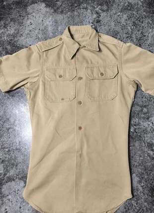 Chemise militaire vintage US ARMY beige sable manches courtes taille XS – authentic surplus, marke: U.S. ARMY, zustand: Zufriedenstellend, größe: XS, 25,00 €, 26,95 € inklusive Vinted-Käuferschutz