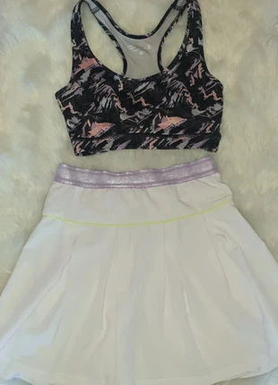 Top y falda de niña 9/10 años, brand: Doone, condizioni: Ottime, €7.90, €9.00 include la Protezione acquisti