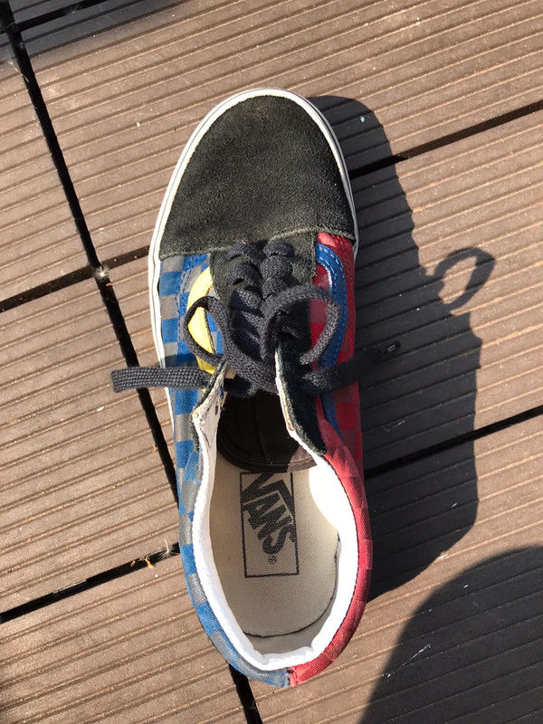 vans rouge et bleu