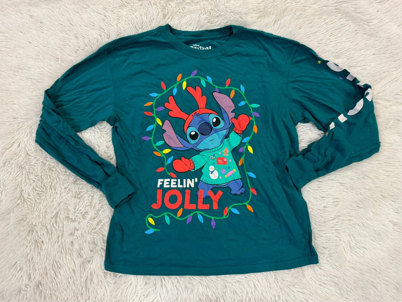 Disney stitch graphic shirt 1