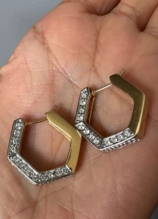 Elegant golden and false diamond earrings hallmarked, merk: GOLDEN, staat: Heel goed, € 12,00, € 13,30 inclusief Kopersbescherming