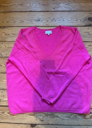Pull col en V rose flashi Kujten 100% cachemire, merk: Kujten, staat: Goed, maat: M / 38 / 10, € 60,00, € 63,70 inclusief Kopersbescherming