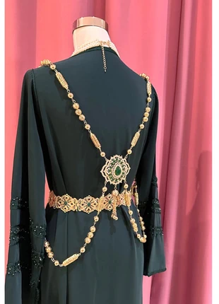 Bijoux de dos doré vert, marque: Du rêve Au Mariage, état: Très bon état, 30,00 €, 32,20 € Protection acheteurs incluse