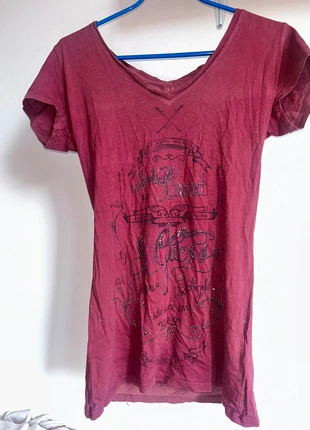 Vintage-Y2K Guess T-Shirt with Rhinestones – Size S, Bordeaux, brand: Vintage Dressing, condizioni: Buone, taglia: S / IT 40 / EU 36, €19.00, €20.65 include la Protezione acquisti