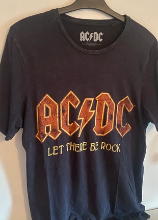 T shirt (h ou f), marca: C&A, estado: Muito bom, tamanho: M, €9.00, €10.15 inclui Proteção do Comprador