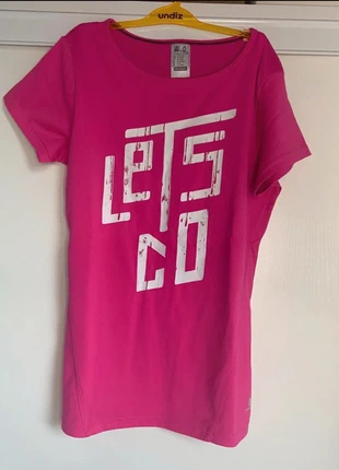 Haut de sport décathlon, brand: Decathlon, condition: Very good, size: 12 years / 152 cm, €4.00, €4.90 includes Buyer Protection