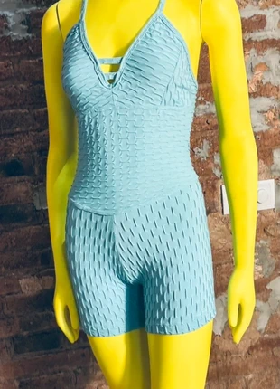 Mono corto Yanq FitnessRio celeste – Yoga / Fitness – Talla M, brand: Yanq FitnessRio, condizioni: Ottime, taglia: M / IT 42 / EU 38, €10.00, €11.20 include la Protezione acquisti