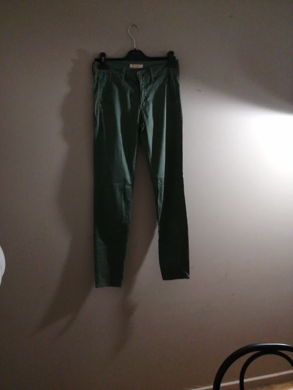 Pantalon vert kaki Marque salsa Taille 34 - photo numéro 2