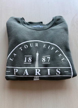 Pull vert tennis Paris primark taille M, brand: Primark, condition: Very good, size: M / 38 / 10, 1.00 €, 1.75 € includes Buyer Protection