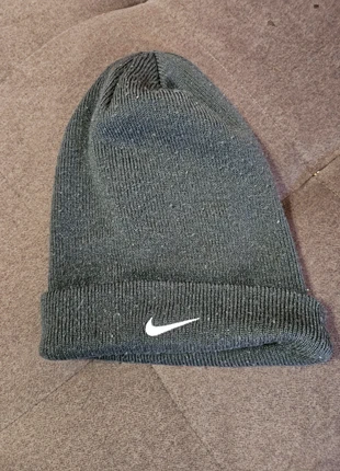 Bonnet Nike gris, marque: Nike, état: Bon état, taille: Taille unique, 2,50 €, 3,33 € Protection acheteurs incluse