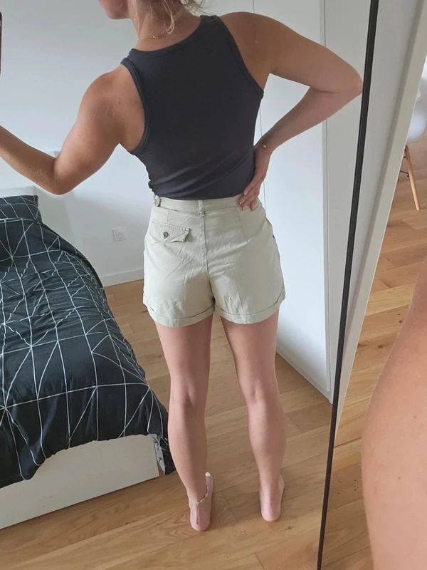 Short beige taille haute vintage Naf Naf taille 36 / S - photo numéro 2