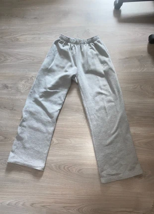 jogging pepe studio, marke: pepe studio, zustand: Sehr gut, größe: S, 55,00 €, 58,45 € inklusive Vinted-Käuferschutz
