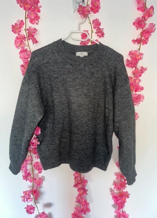 Pull gris cosy H&M coupe classique, doux et confortable, marque: H&M, état: Très bon état, taille: S / 36 / 8, 8,00 €, 9,10 € Protection acheteurs incluse
