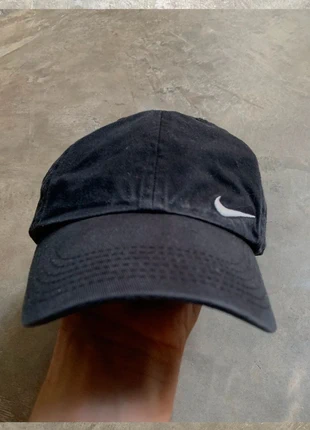 Nike swoosh cap kids black adjustable, marque: Nike, état: Bon état, taille: Universel, 6,00 €, 7,00 € Protection acheteurs incluse
