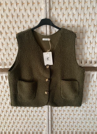 Gilet molletonné kaki neuf, marque: Made In Italy, état: Neuf avec étiquette, taille: M / 38 / 10, 14,00 €, 15,40 € Protection acheteurs incluse