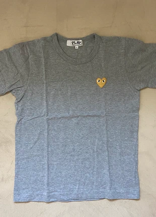 Comme des garçons t-shirt, marca: Comme des Garçons, estado: Novo sem etiquetas, tamanho: L / 40 / 12, €25.00, €26.95 inclui Proteção do Comprador