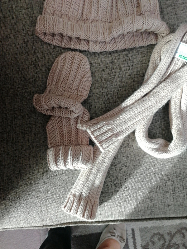 Ensemble bonnet écharpe gants bébé 4