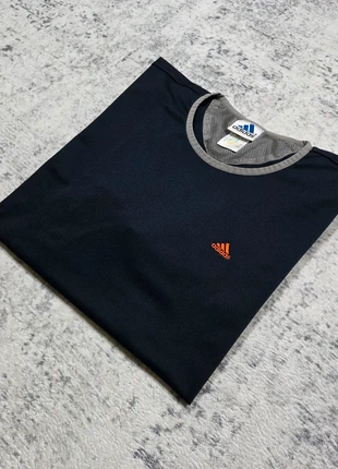 🔵 T-shirt Adidas Vintage Années 2000 M Mesh Brodé Bleu Marine, marca: adidas, estado: Muito bom, tamanho: M, €29.99, €32.19 inclui Proteção do Comprador Pro
