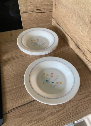 5 assiettes creuses, état: Très bon état, 8,00 €, 9,10 € Protection acheteurs incluse