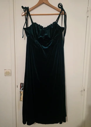 Robe velours, marque: Shein, état: Neuf sans étiquette, taille: XXXL / 46 / 18, 8,00 €, 9,10 € Protection acheteurs incluse