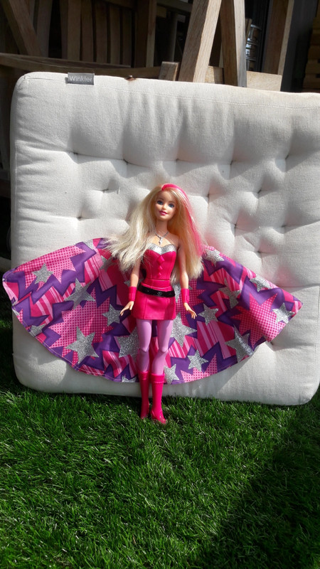 Poupée Barbie super princesse